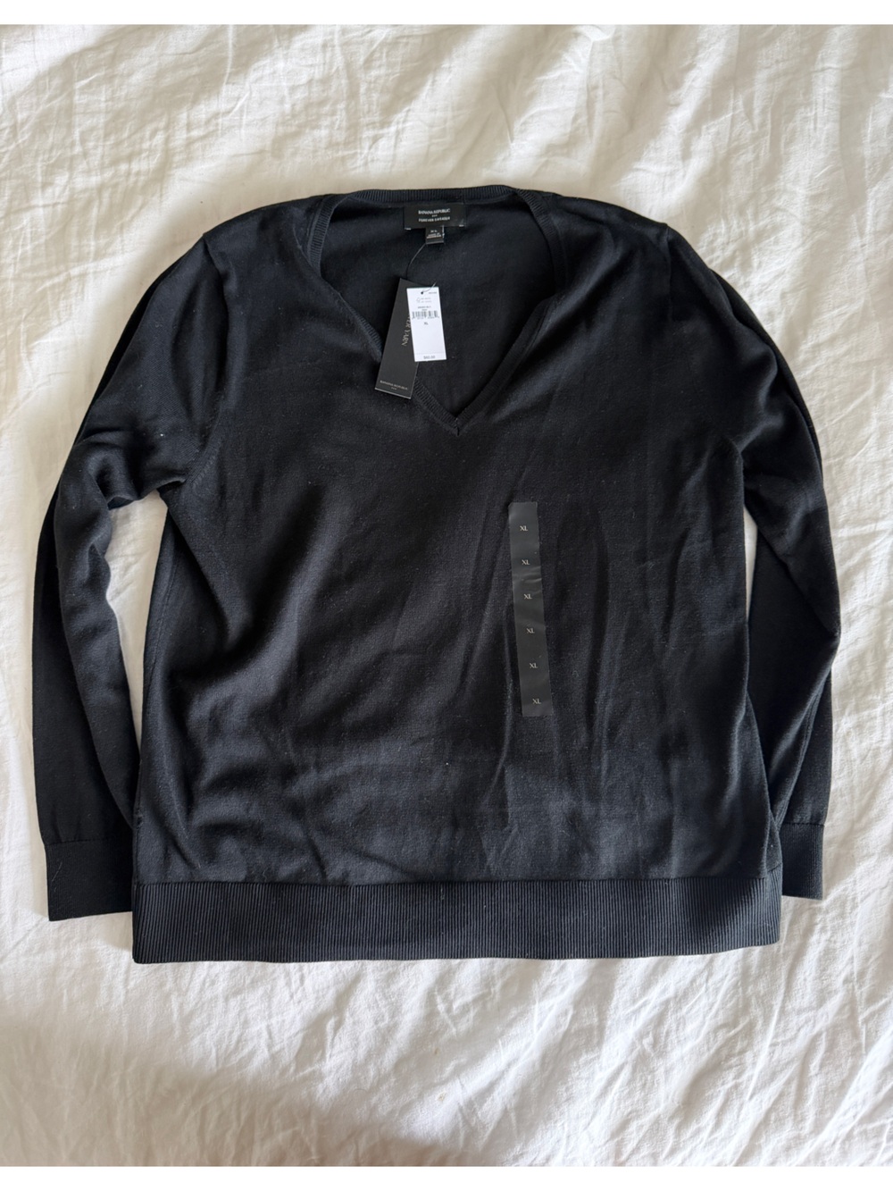 Banana Republic Factory Black V-Neck Lightweight Sweater